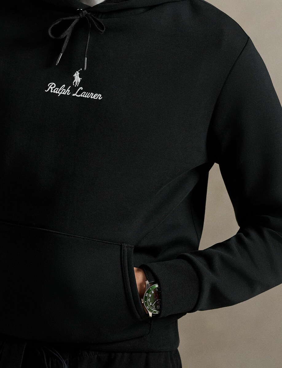 POLO RALPH LAUREN<br>Moletom com capuz confeccionado em tecido de malha dupla