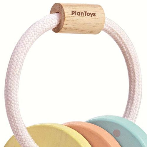 Plan toys sleutelrammelaar pastel