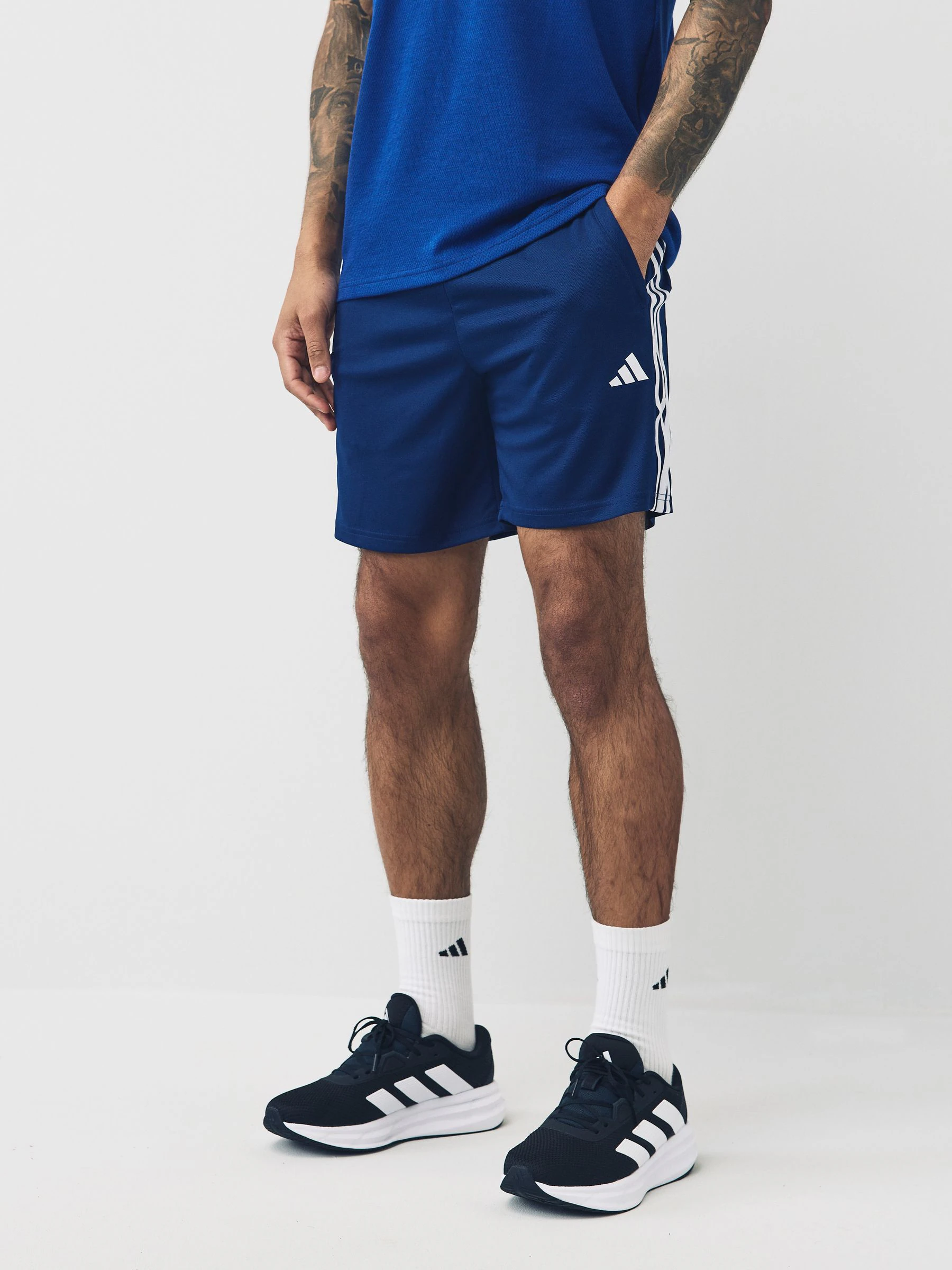 Blauw - adidas Train Essentials trainingsshort van piqué met 3 strepen