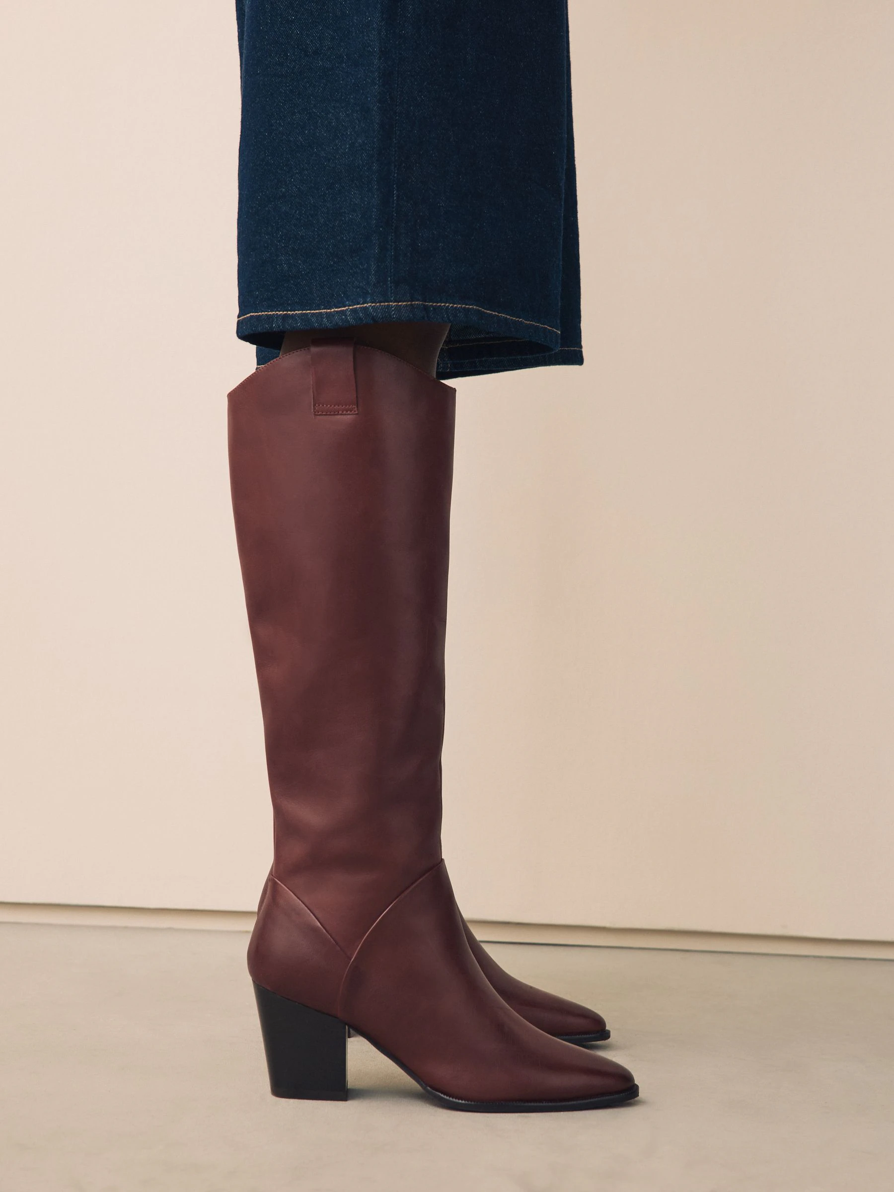 Bordeauxrood - Forever Comfort® Western Block Heel Knee High Boots