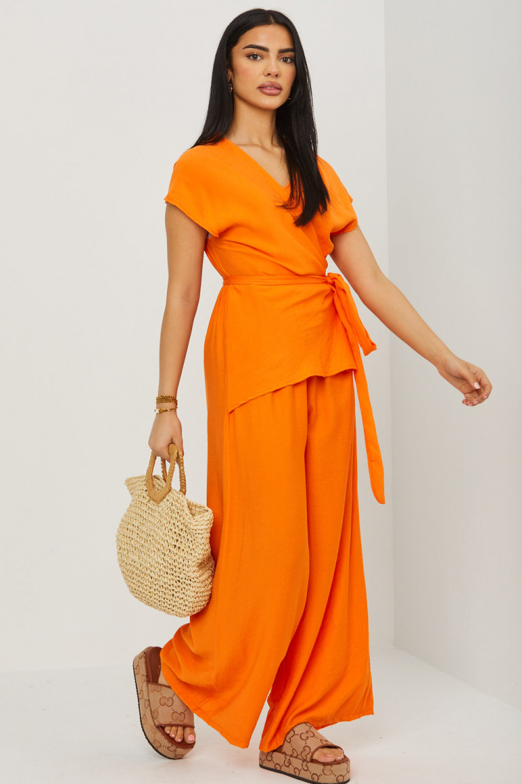 Combinaison pantalon orange décolleté croisé a noué