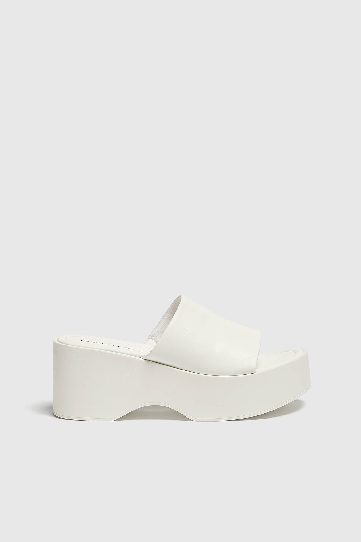 Sandália mule com plataforma - branca