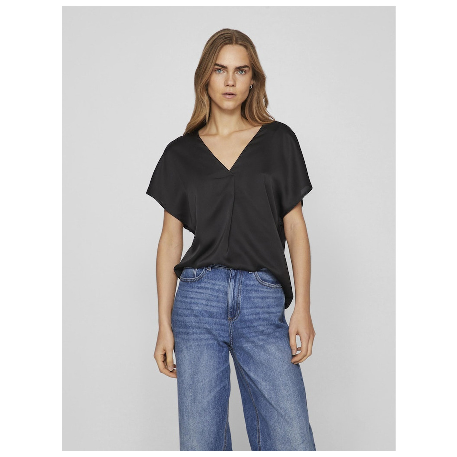 Vila VIELLETTE V-NECK S/S SATIN TOP
