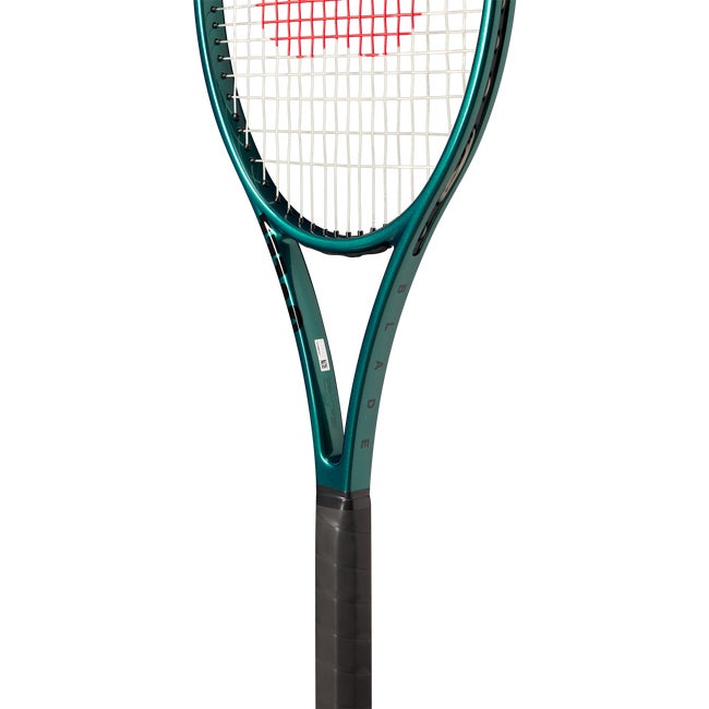 Blade Pro 98 (18x20) V9 Tennis Racket
