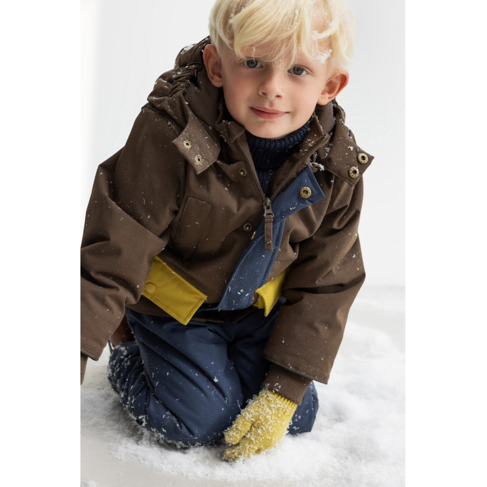 Køb MarMar Tech. Outerwear Solid Deep Choco Block Omas Jakke