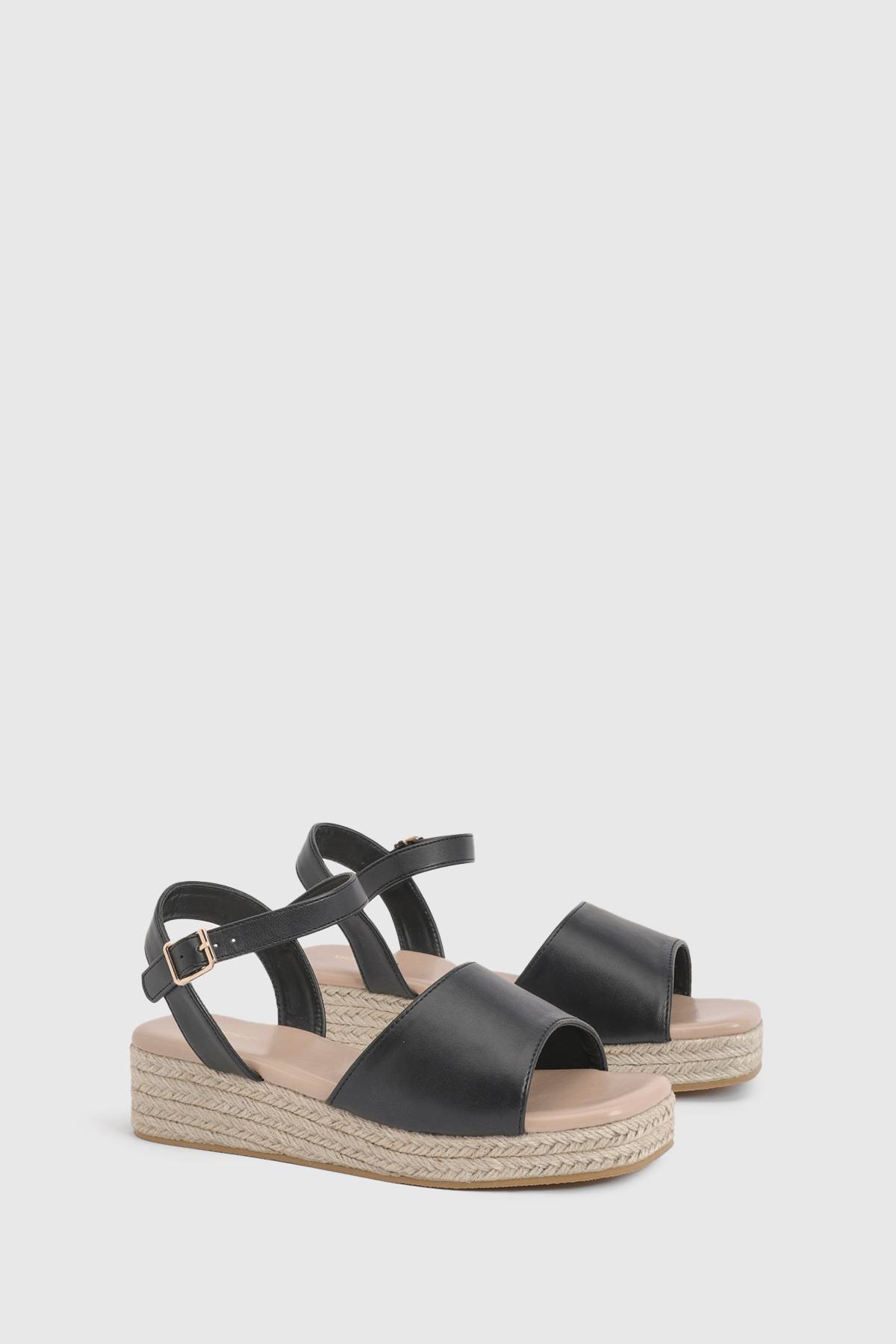 boohoo Sandales Compensées Plateforme À 2 Brides Coupe Extra Large