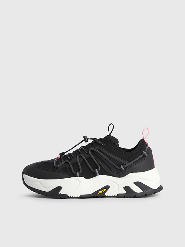 Tênis robusto Vibram®