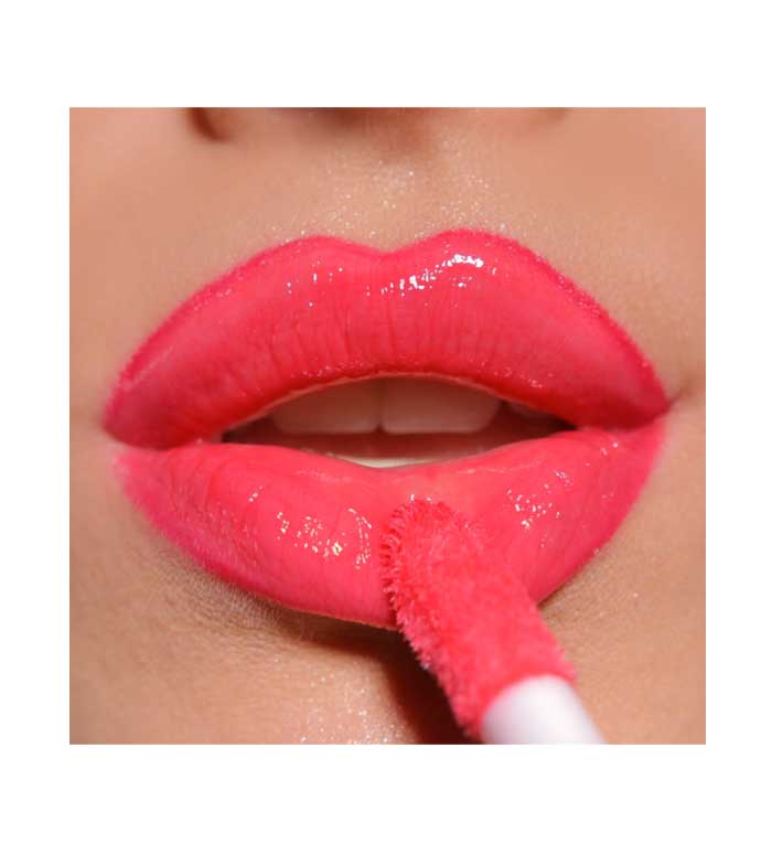 Revolution - Brilho labial Ceramide Lip Swirl - Bitten red