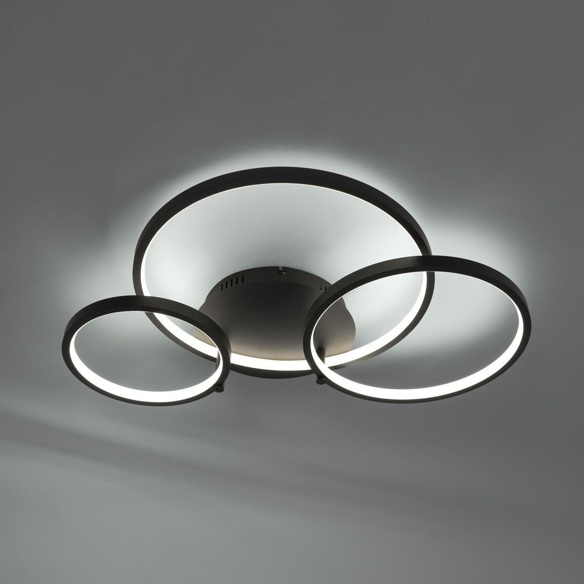 Smart plafondlamp zwart 3-lichts met afstandsbediening - Rondas