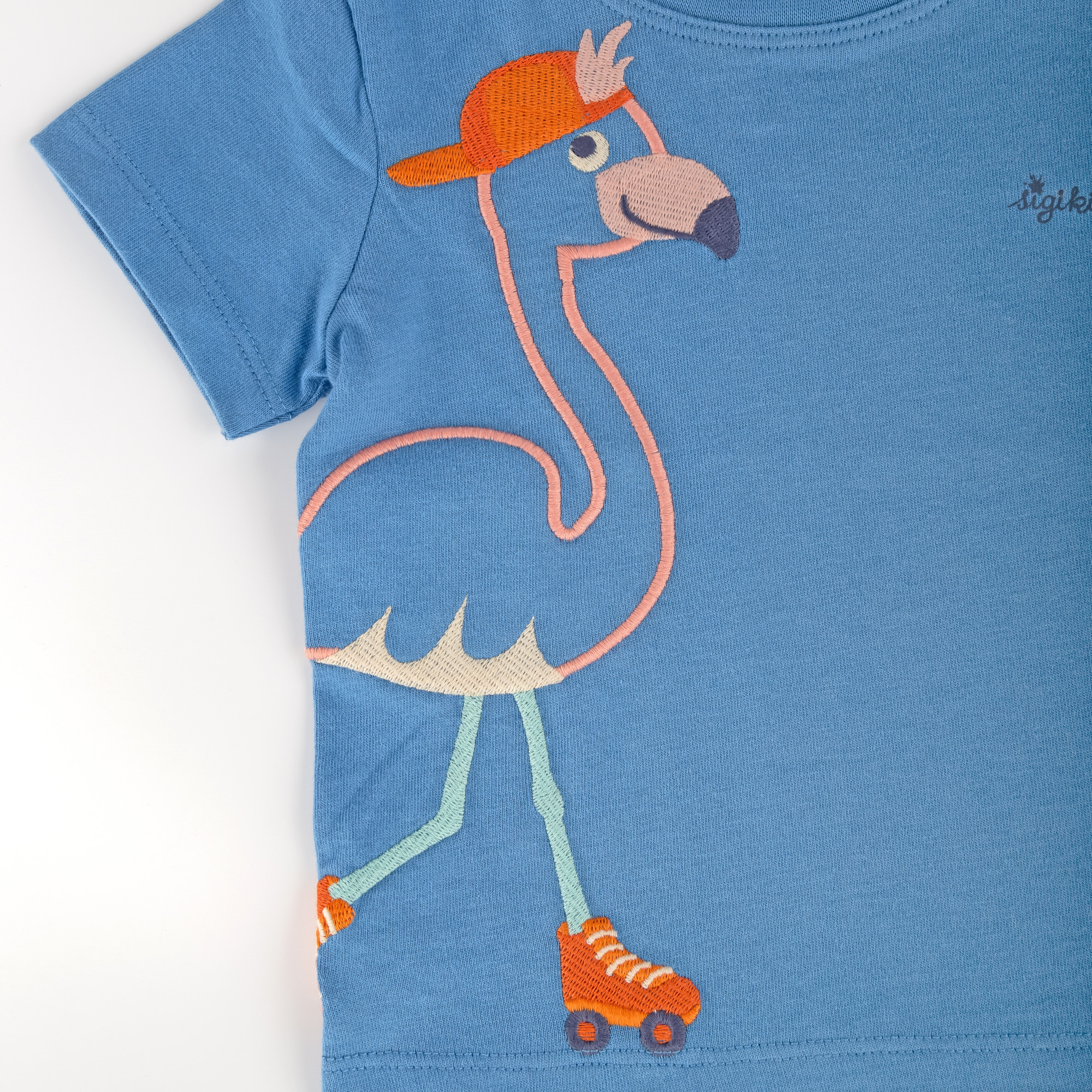 T-Shirt B - SKATING FLAMINGO in blau