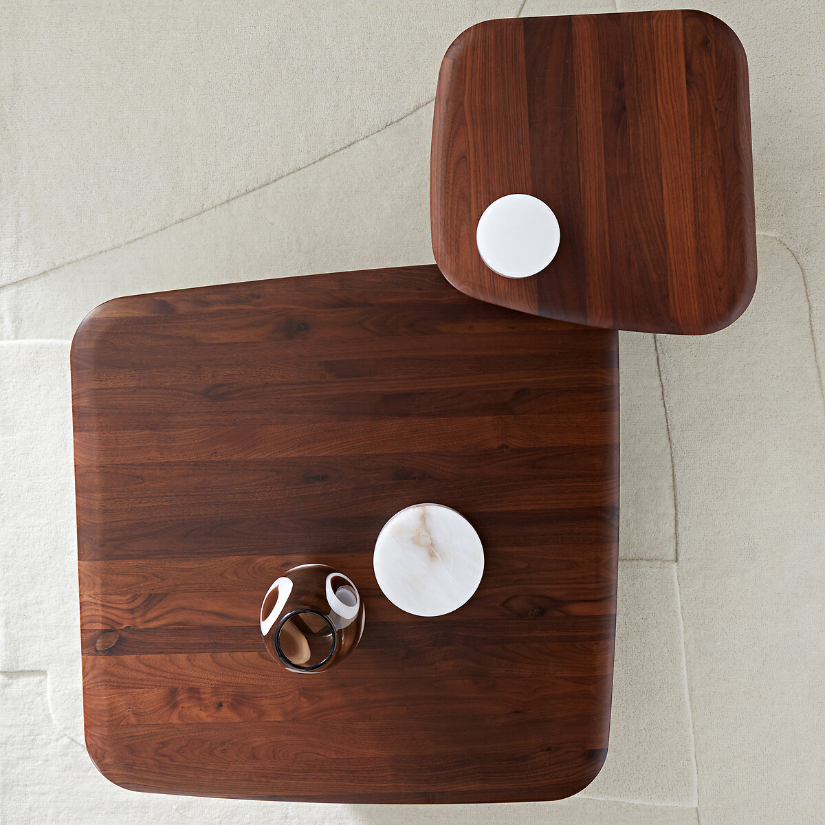 AM.PM<br>Mesa de centro em nogueira maciça, modelo pequeno, Iloss