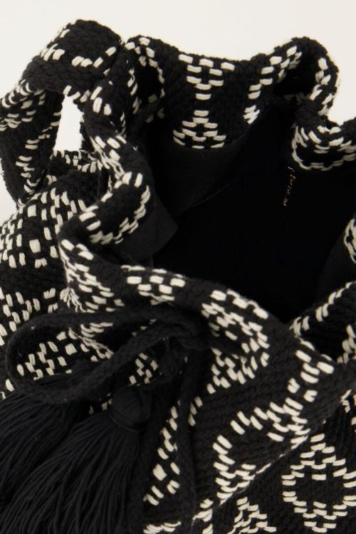 Zwart-witte ronde schoudertas met geweven Aztec print