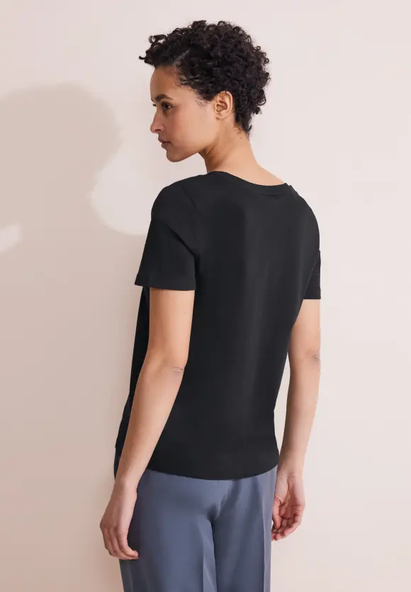 Basic V-Neck Shirt - Black