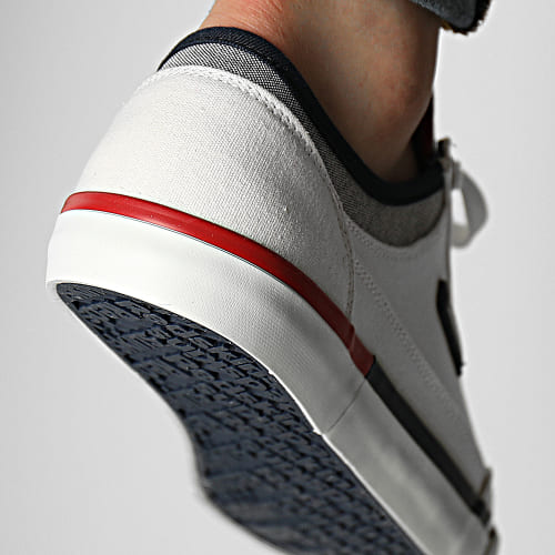 Baskets Genial 212 MO2218C Blanc Gris