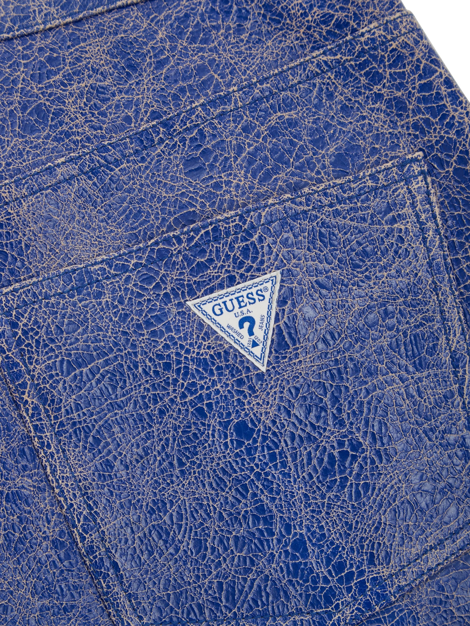 Shorts de couro rachado