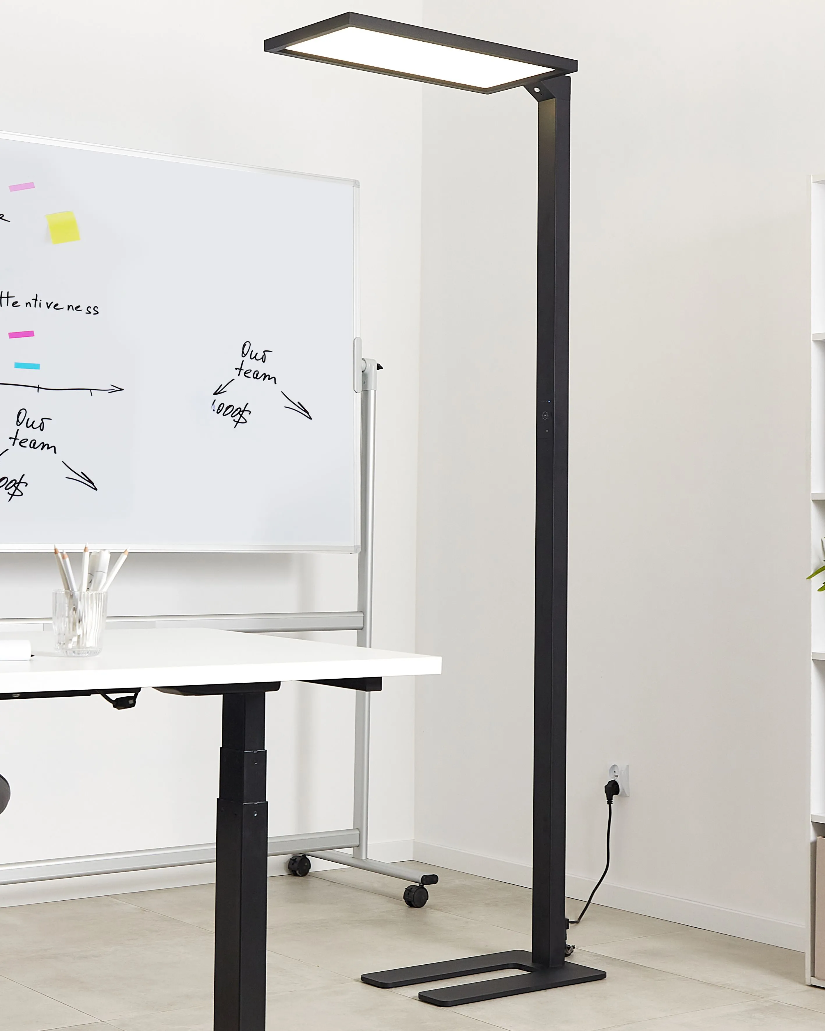 LED staande lamp ORION met bewegingssensor Metaal Zwart