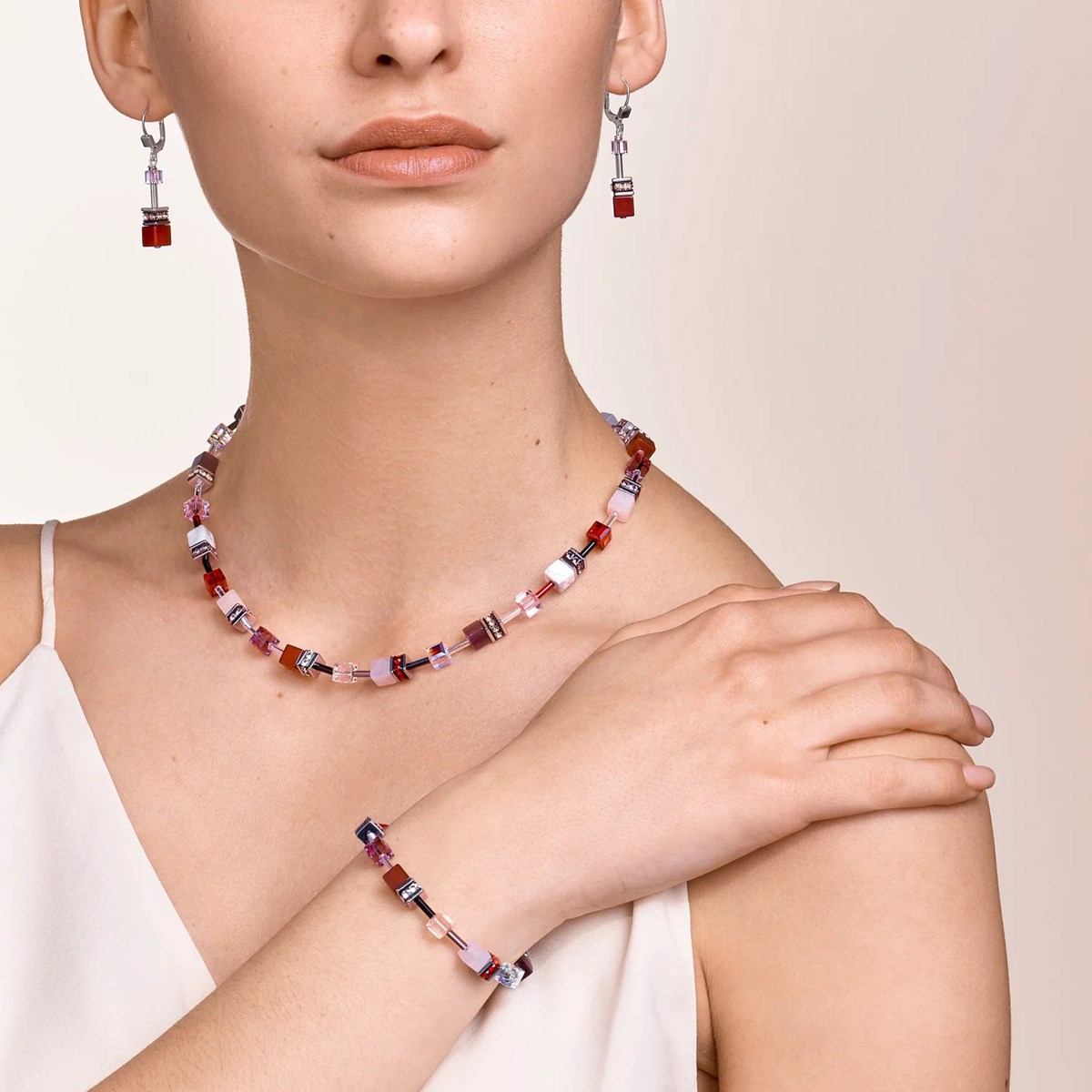 Bracelet Coeur de lion GeoCUBE rouge rose blanc