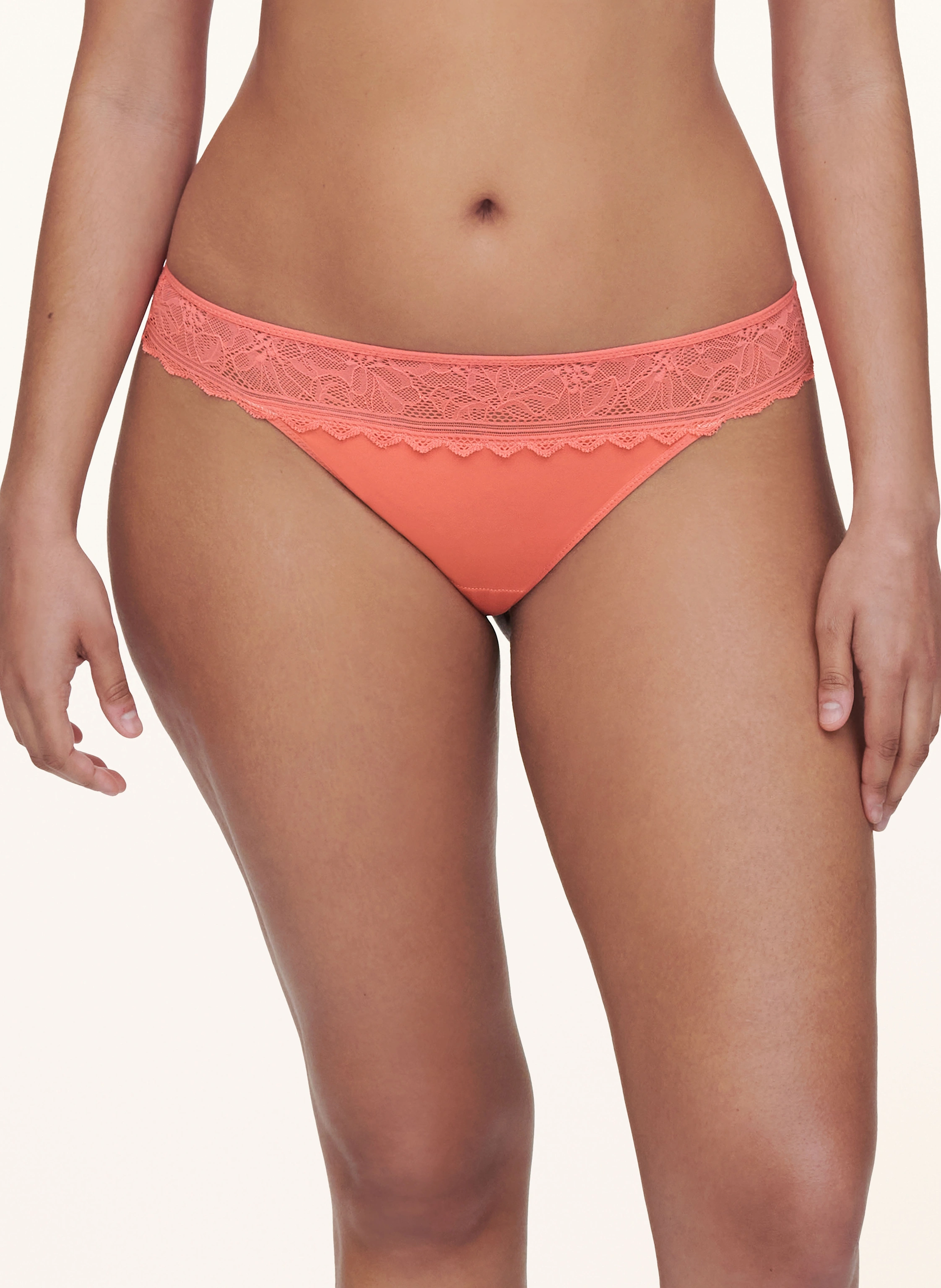 CHANTELLE String FLORAL TOUCH