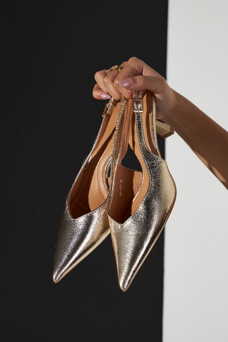 Escarpins à talons doré