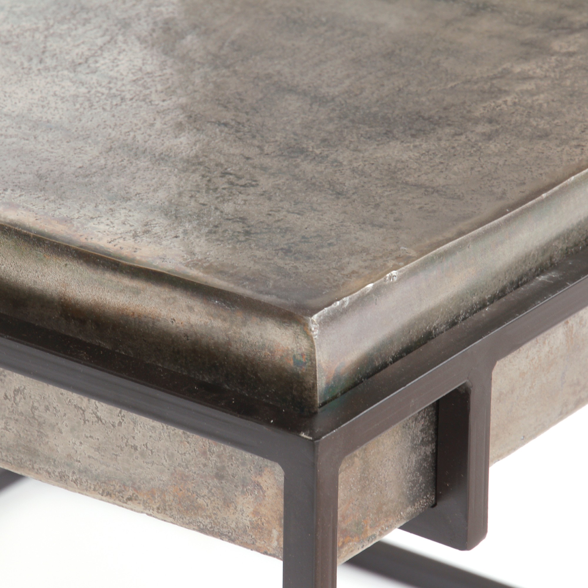 Beistelltisch 'Tinborg', schwarz, zinn oxidiert, T 63 cm, B 63 cm, H 48 cm von fischer's lagerhaus