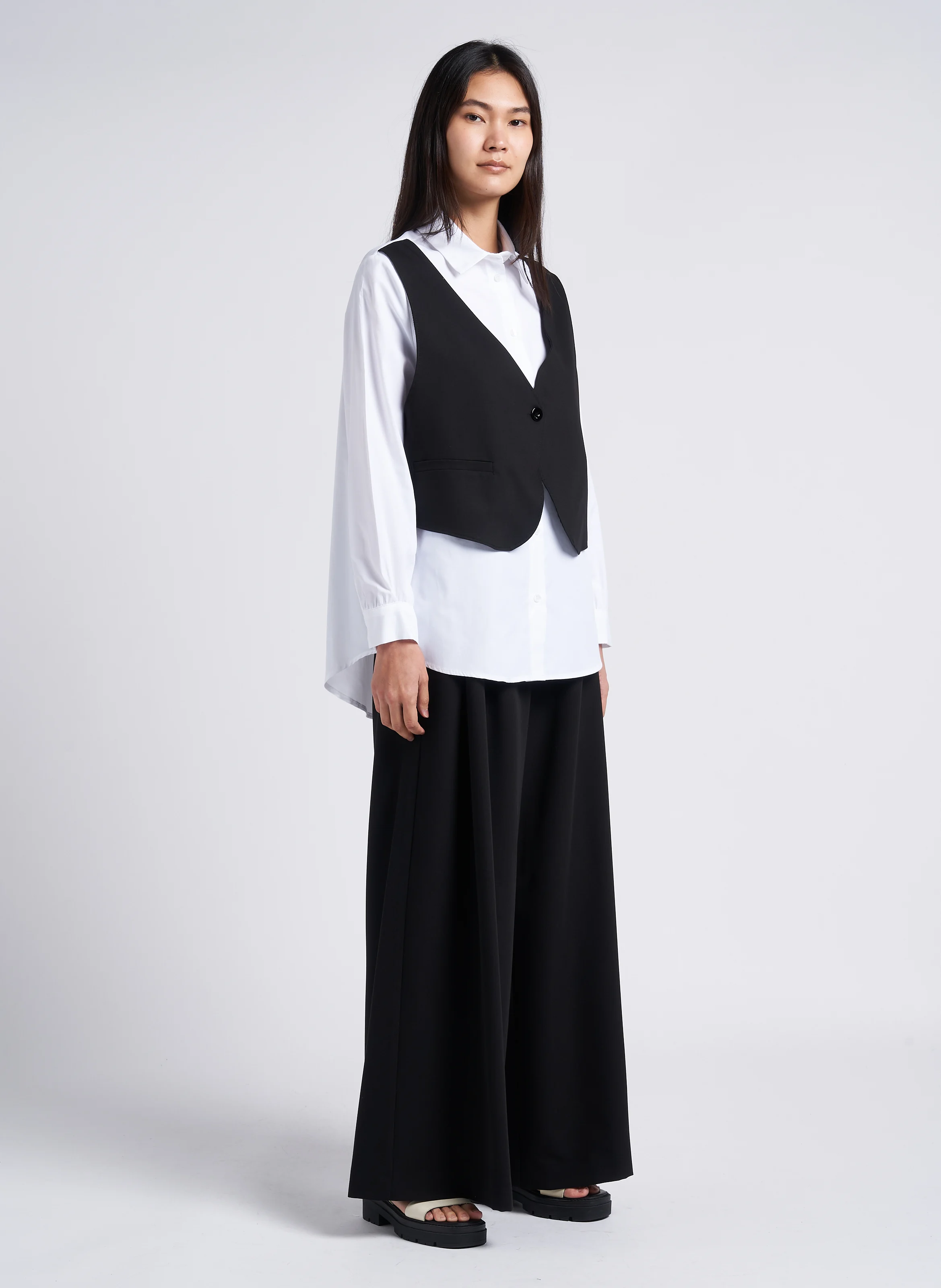 Pantalon large à pinces avec ceinture | Noir