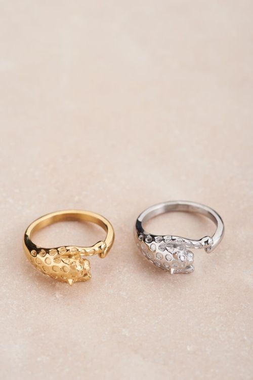 Ring met panter