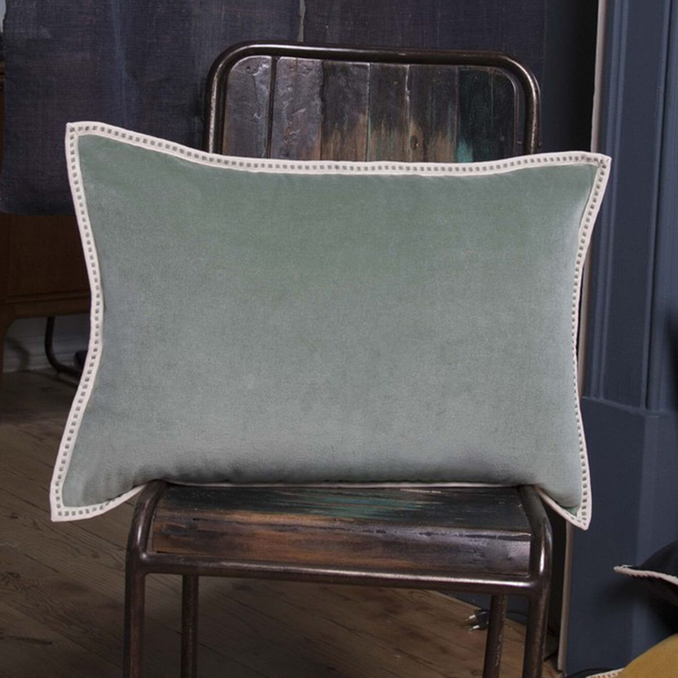 Febronie Housse de coussin velours Ella vert sauge