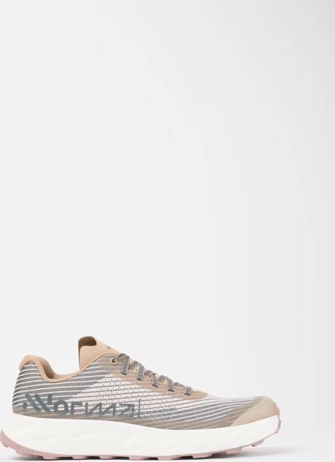 NNormal Kjerag Trailrunningschoenen Goud 2 3