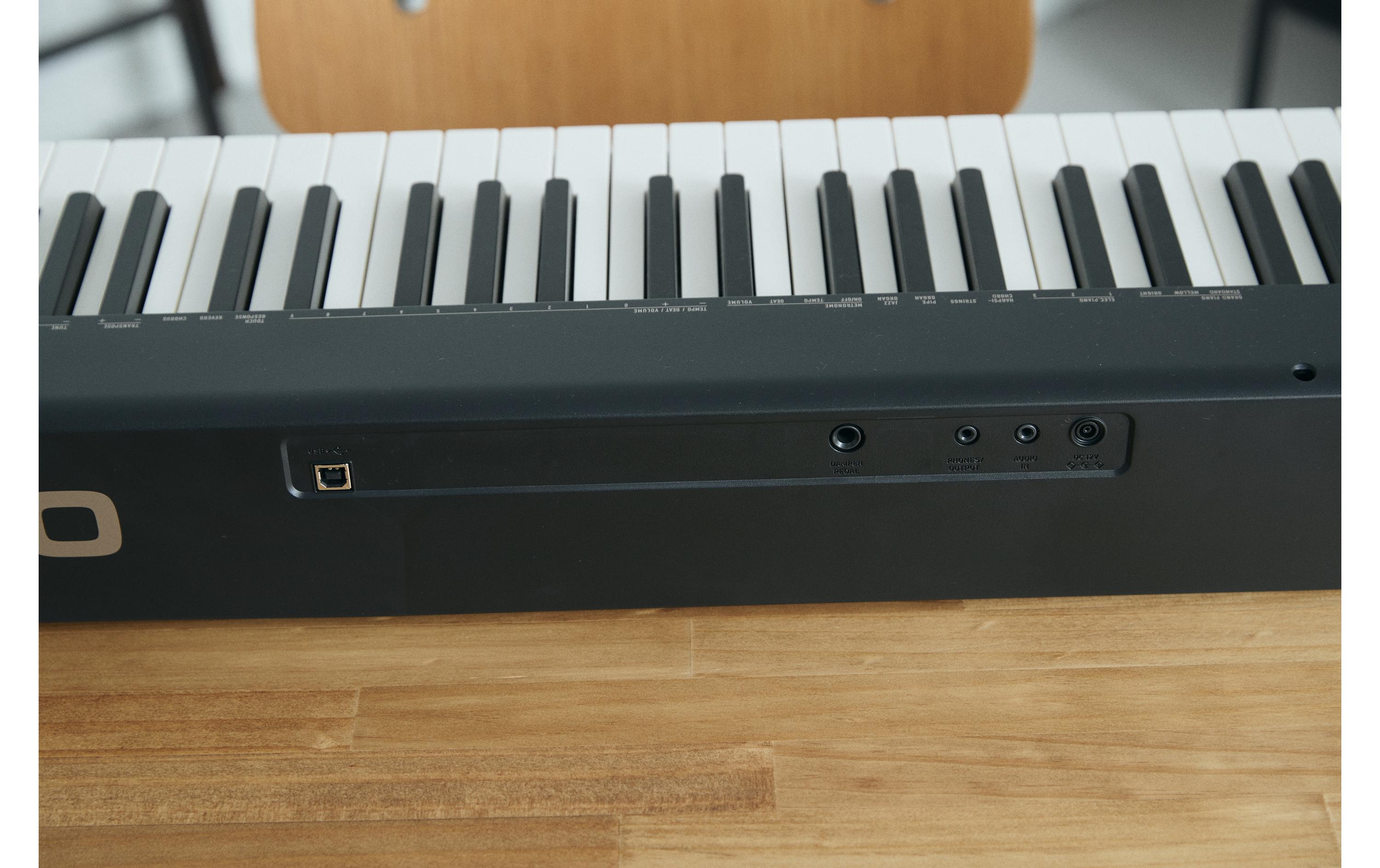 E-Piano CDP-S110BK Schwarz<br>Das Einsteigermodell der CDP-S Digitalpiano-Serie mit gewichtetem Scaled-Hammer-Action-Keyboard II mit 88 Tasten