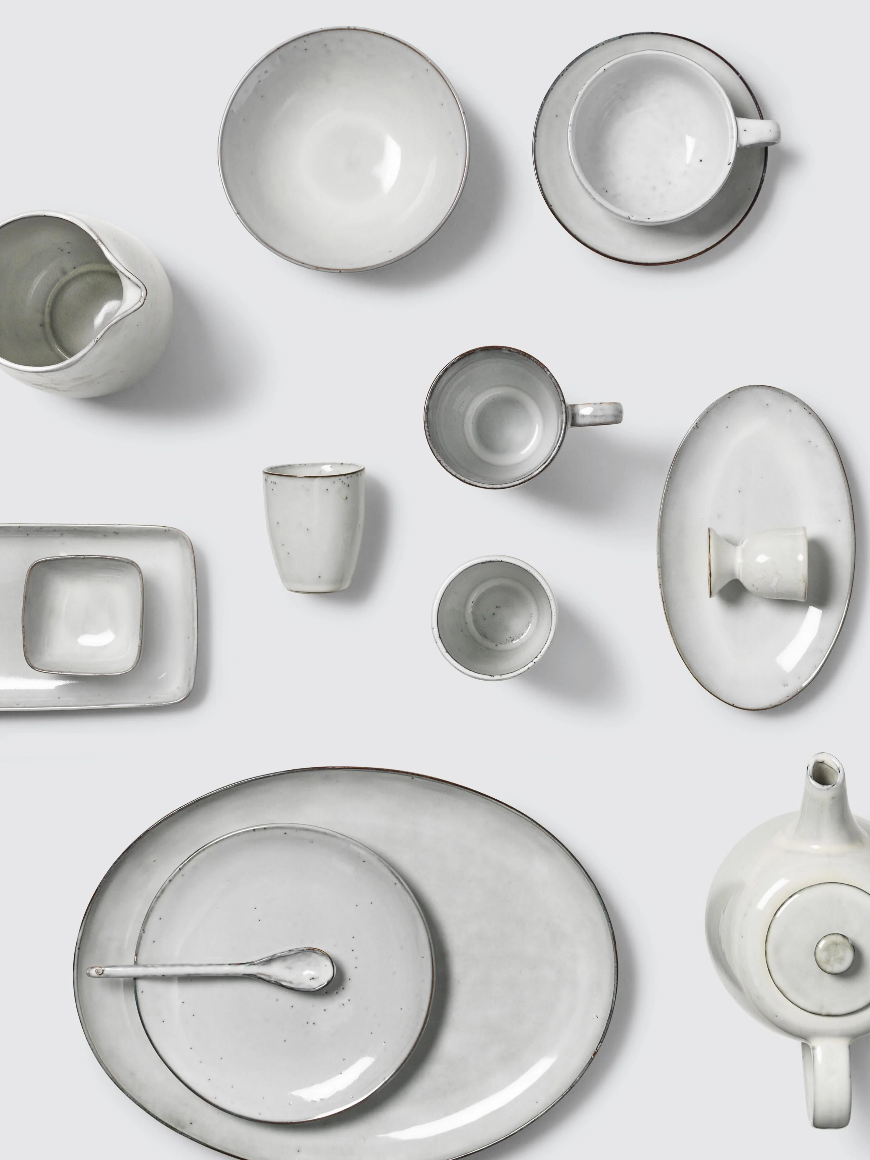 Handgemaakte koffiekopje Nordic Sand met schoteltje