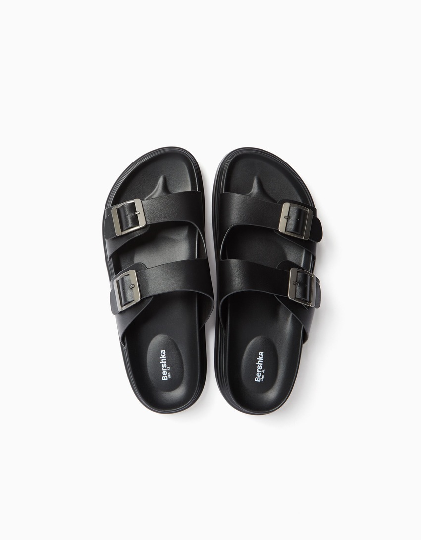Sandálias masculinas com fivela
