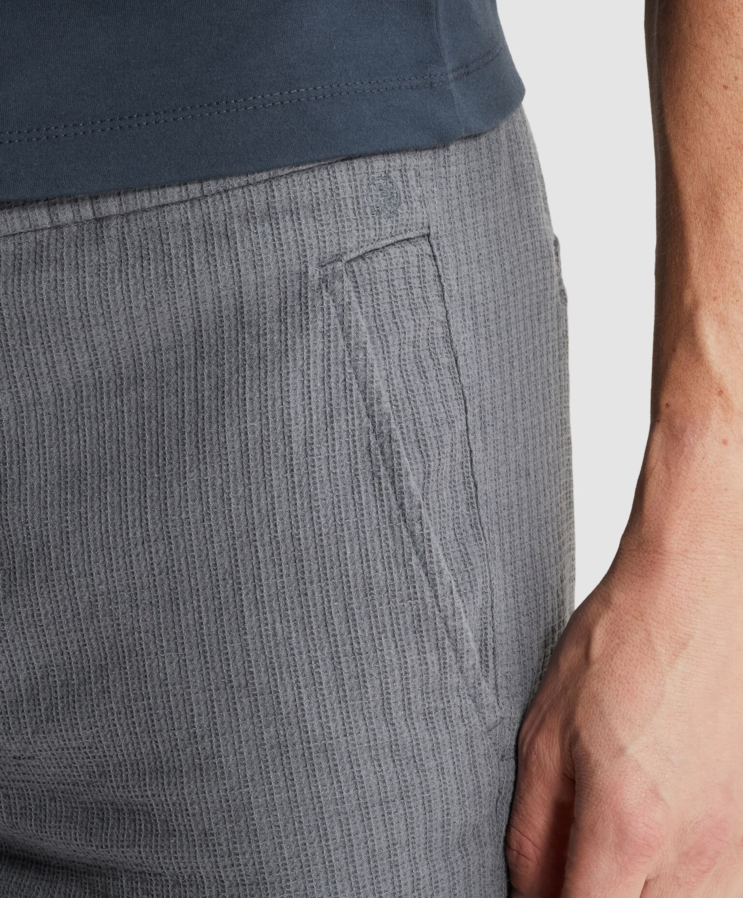 Cast Iron CHINO SHORTS STRUCTURE heren korte broek grijs