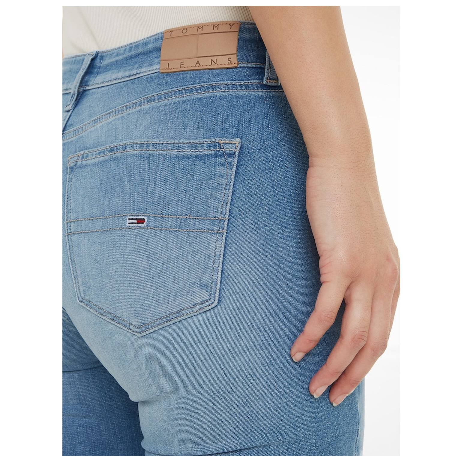 Tommy Jeans NORA MD SKN AH1214