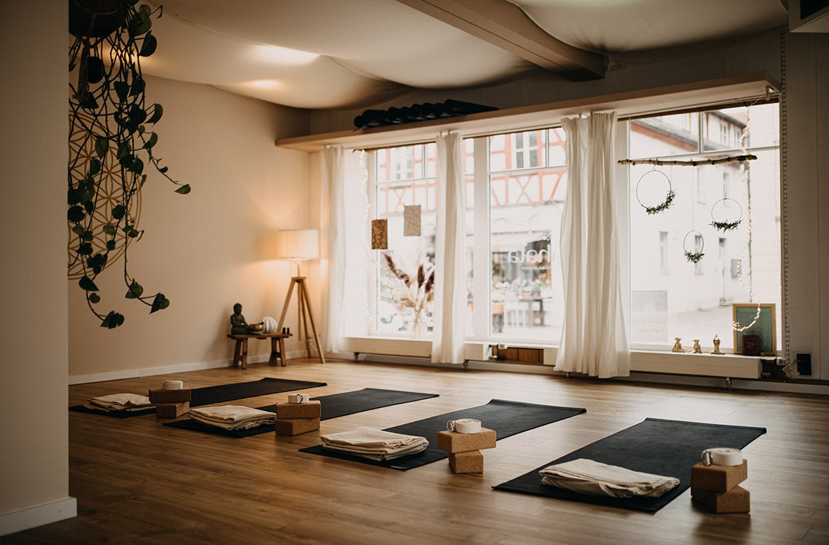 Candle Light Yoga Schwabach