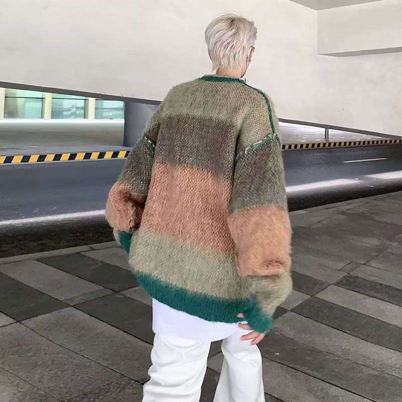 Zoslane - Gestreepte oversized trui met ronde hals