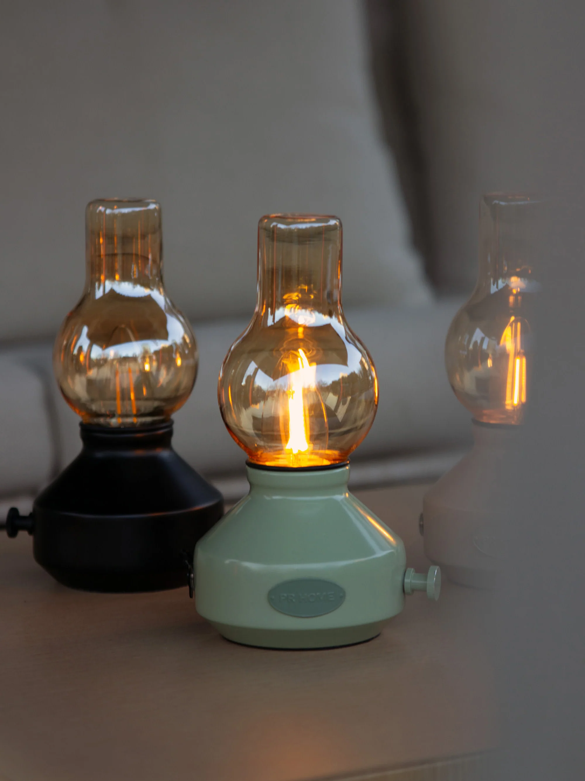 Outdoor kleine LED tafellamp Glimt, dimbaar
