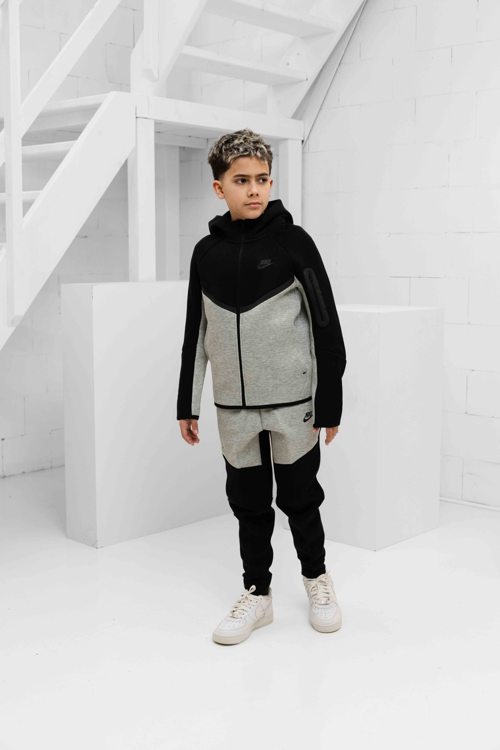 Nike Tech Fleece Trainingspak Kids Grijs/Zwart