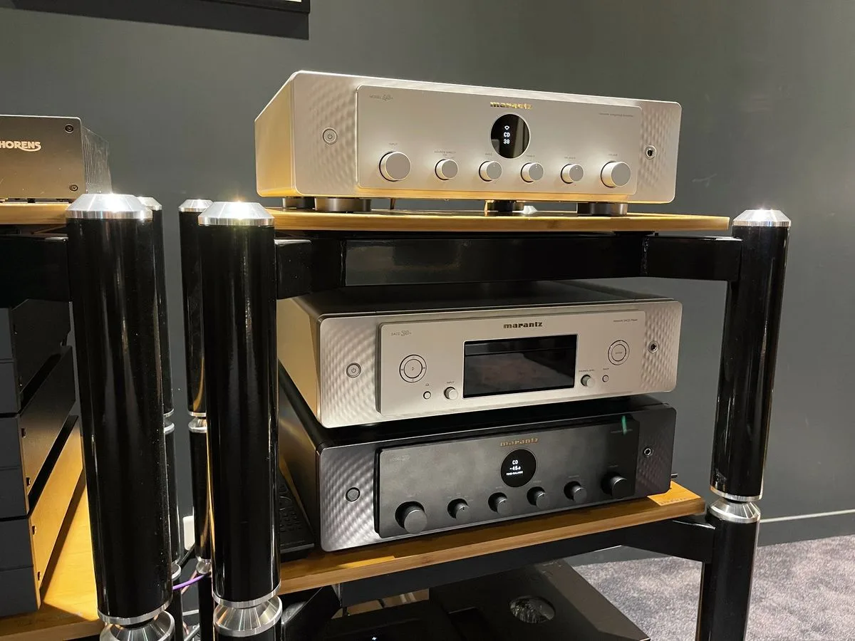 Marantz Model 40n Silver Amplis hi-fi stéréo
