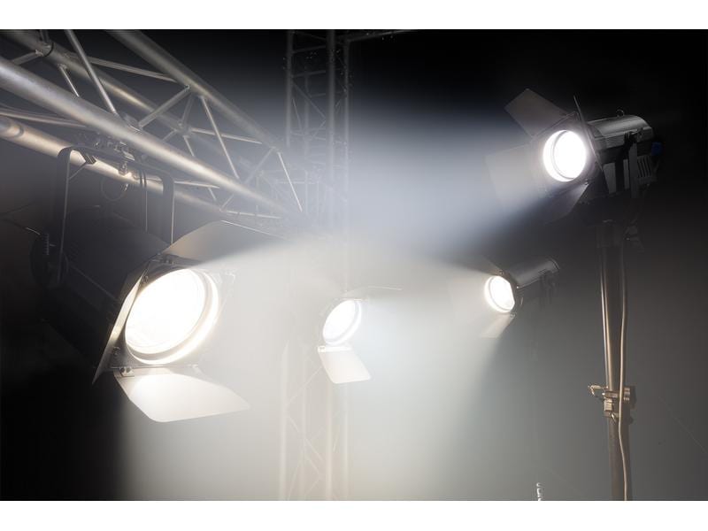 BeamZ Pro Scheinwerfer BTF100Z LED Fresnel Scheinwerfer, 100 W