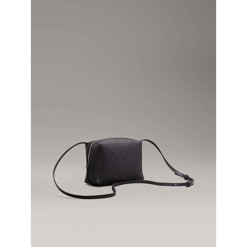 Calvin Klein<br>Crossbody Must Mini