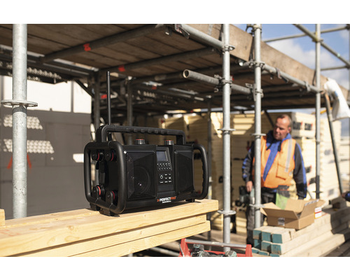 PerfectPro ROCKBULL bouwplaatsradio met DAB+ en FM-ontvangst, Bluetooth, AUX- en USB-ingang, inclusief oplader en geïntegreerde lithium-ionbatterij, 11,1 V 230 V, IP65