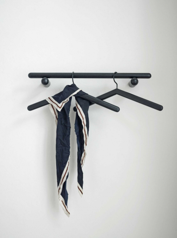 Fritz Hansen Georg Rack wandkapstok 115 oak