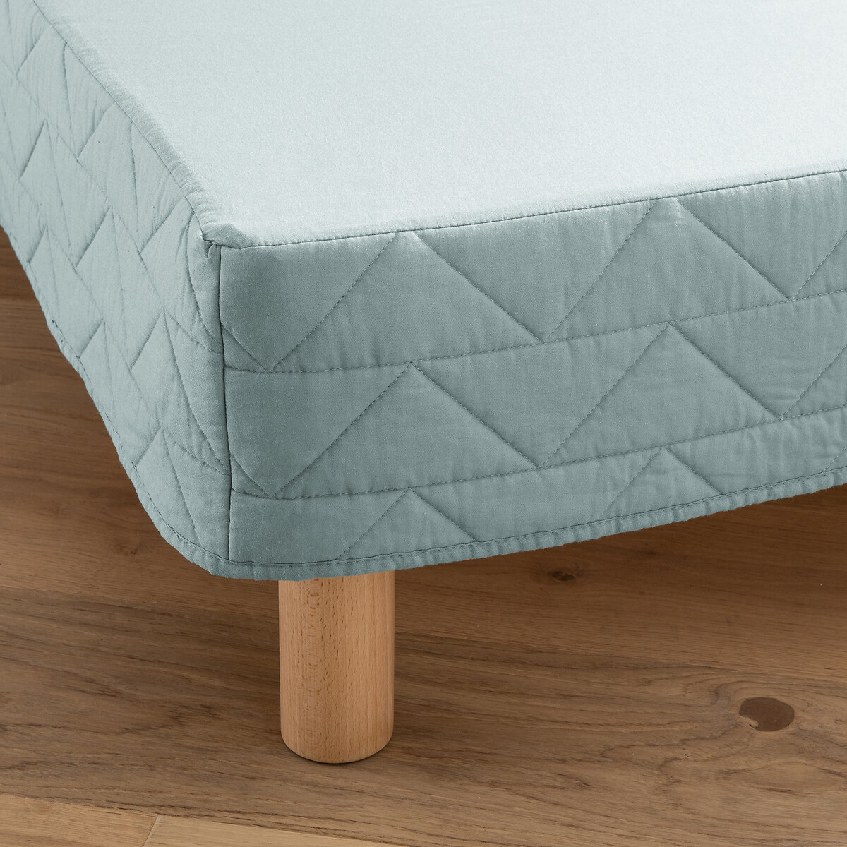 LA REDOUTE INTERIEURS<br>Grade de cama acolchoada Zig-Zag Scenario