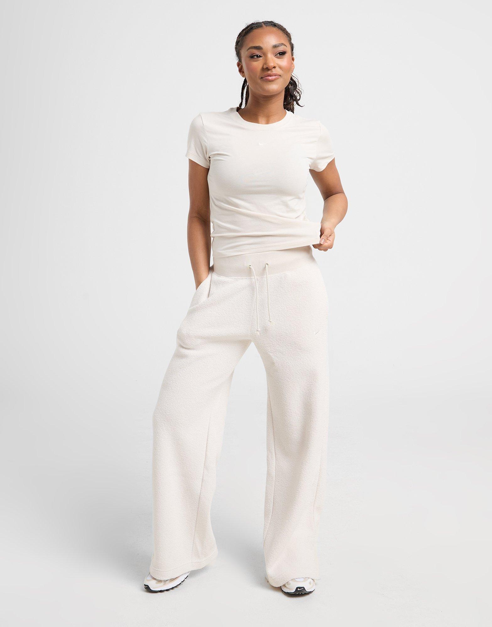 Nike T-shirt Essential Sportswear Chill Knit Femme