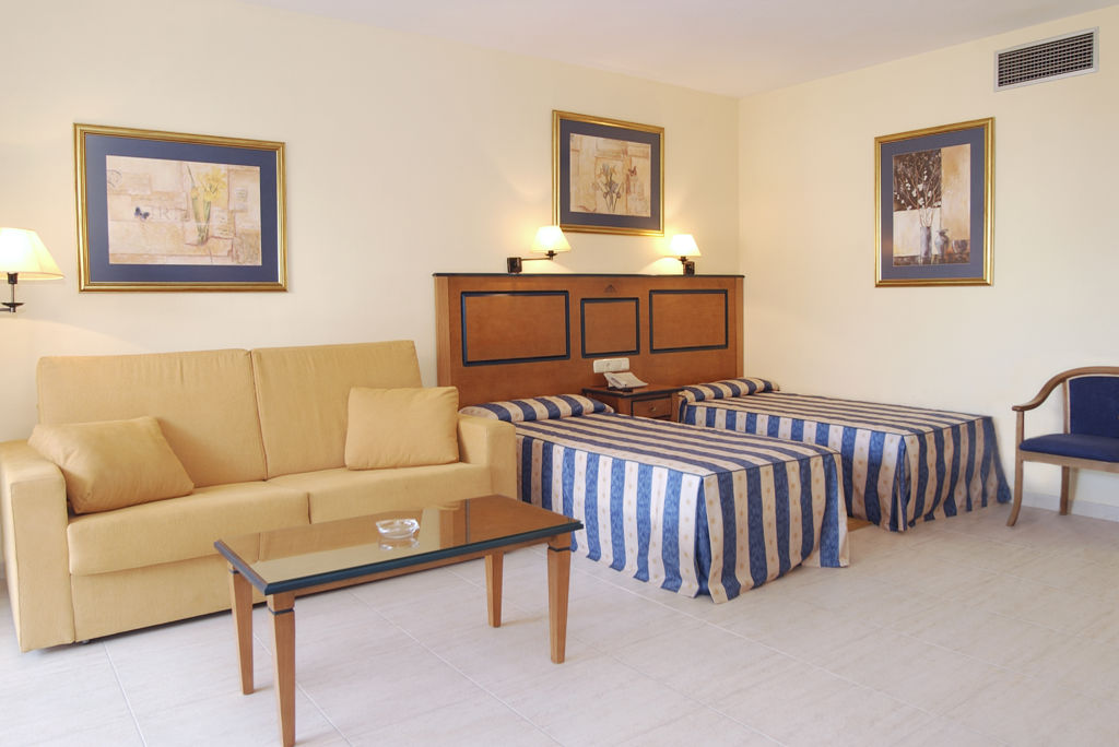 Pyr Fuengirola Logies - Aparthotel
