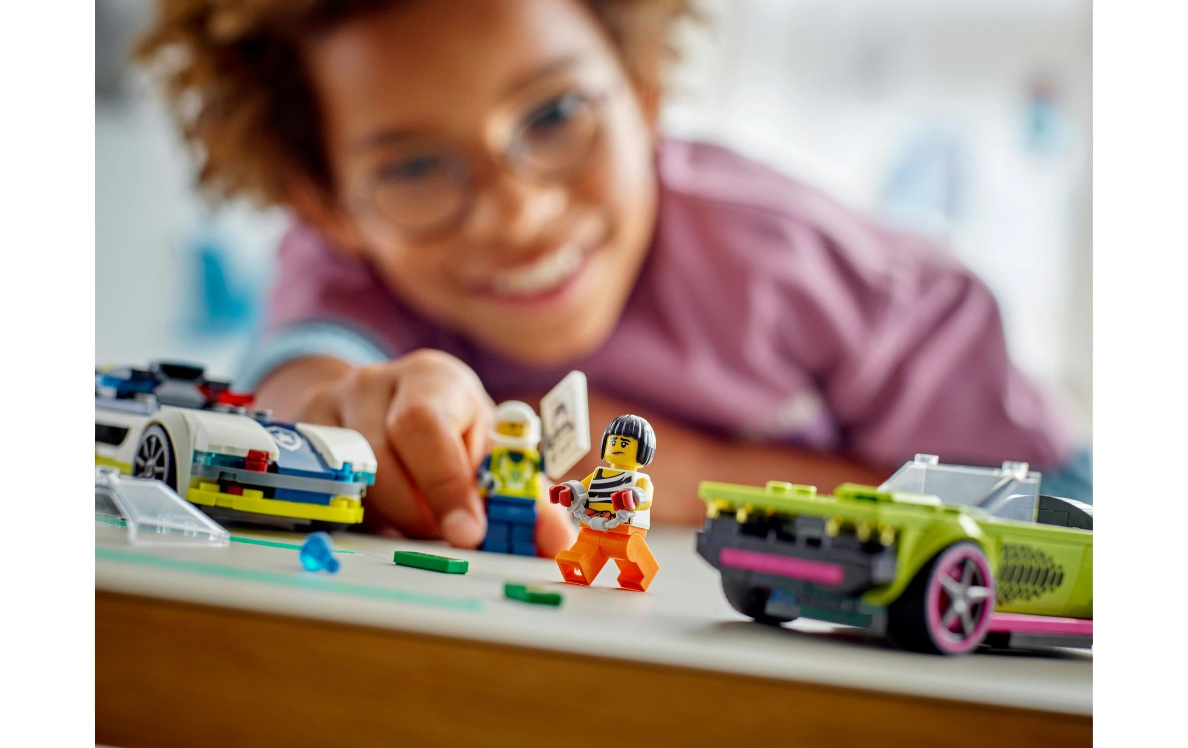 LEGO® Spielbausteine »Verfolgungsjagd mit Polizeiauto und Muscle Car 60415«