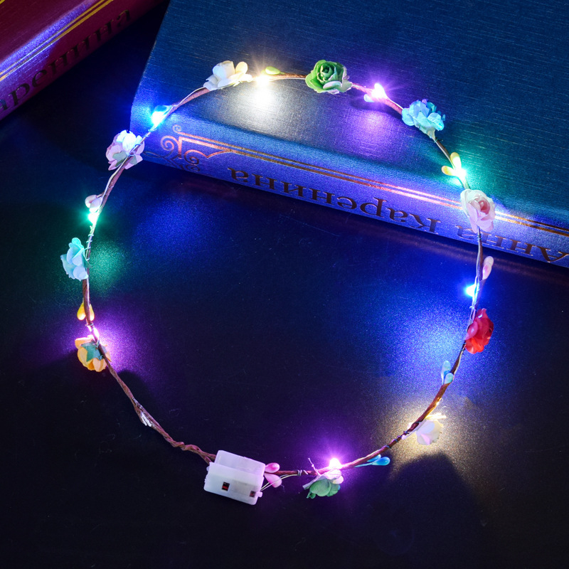 LED Haar Blumenkranz Fasnachts Kostüm Zubehör Motto Party Leucht Stirnband Halloween Foto Requisite mit 3 Leucht Modi (Batteriebetrieben) - Bunt