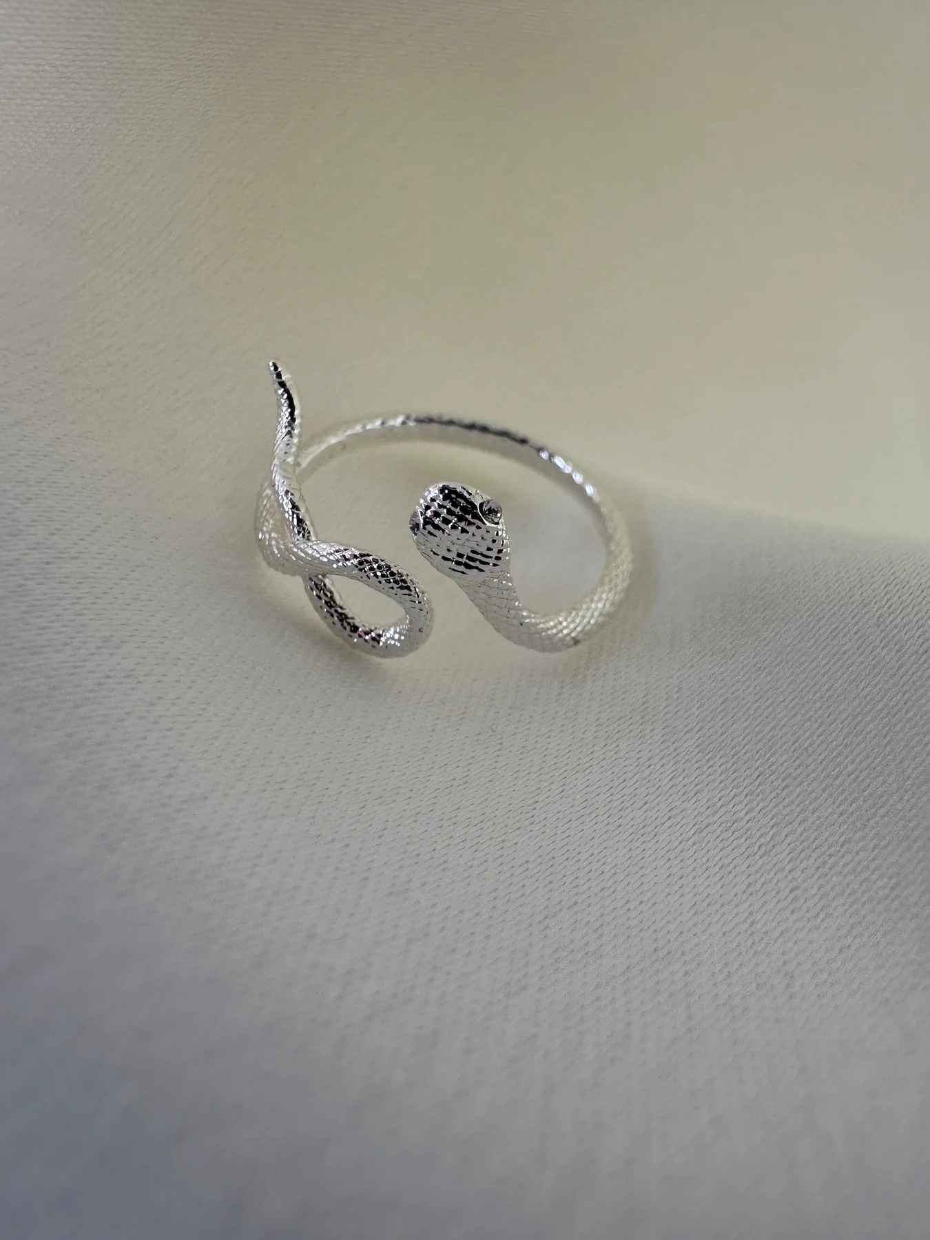 O element Poison Snake Ring solv