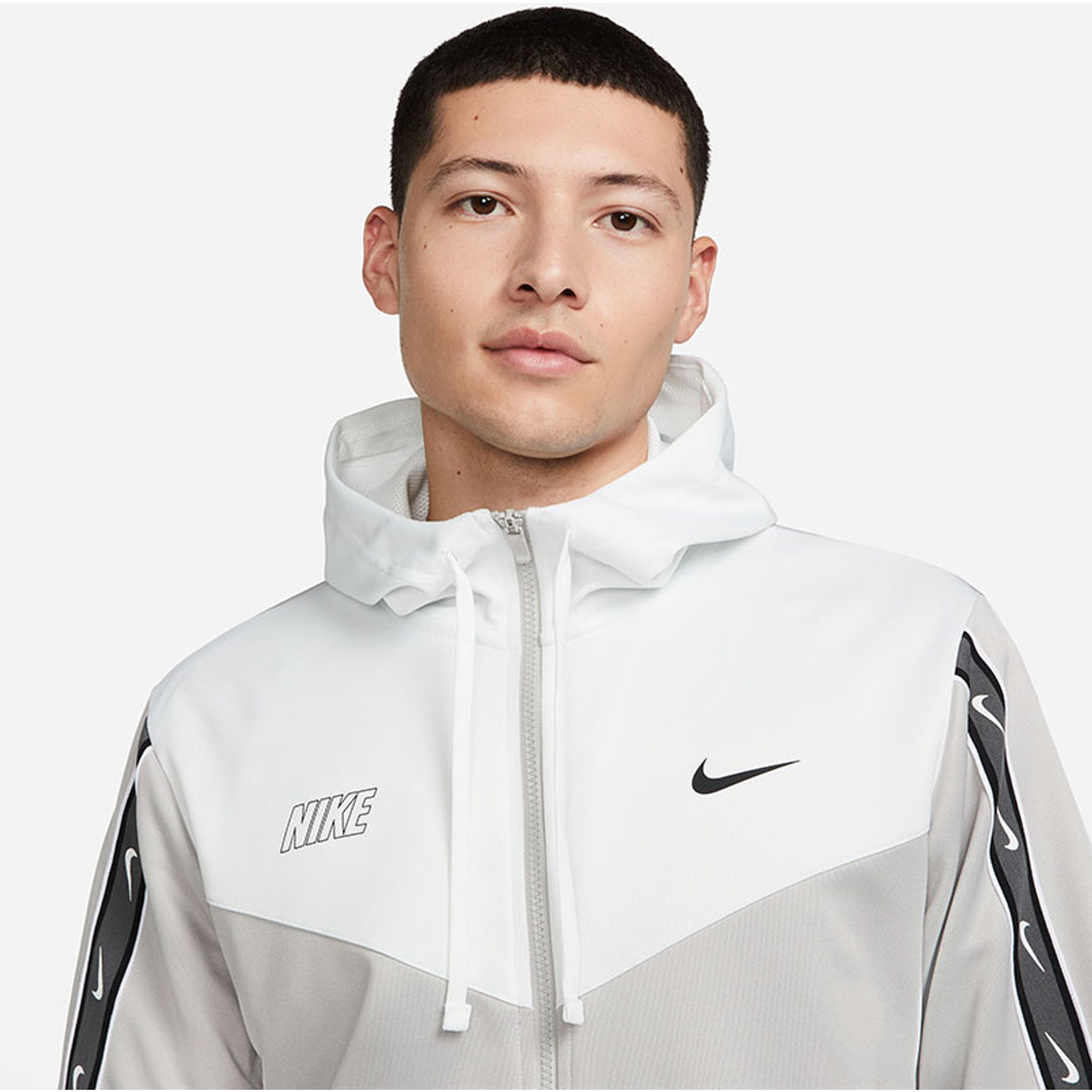 Nike Sportswear Repeat Trainingspak