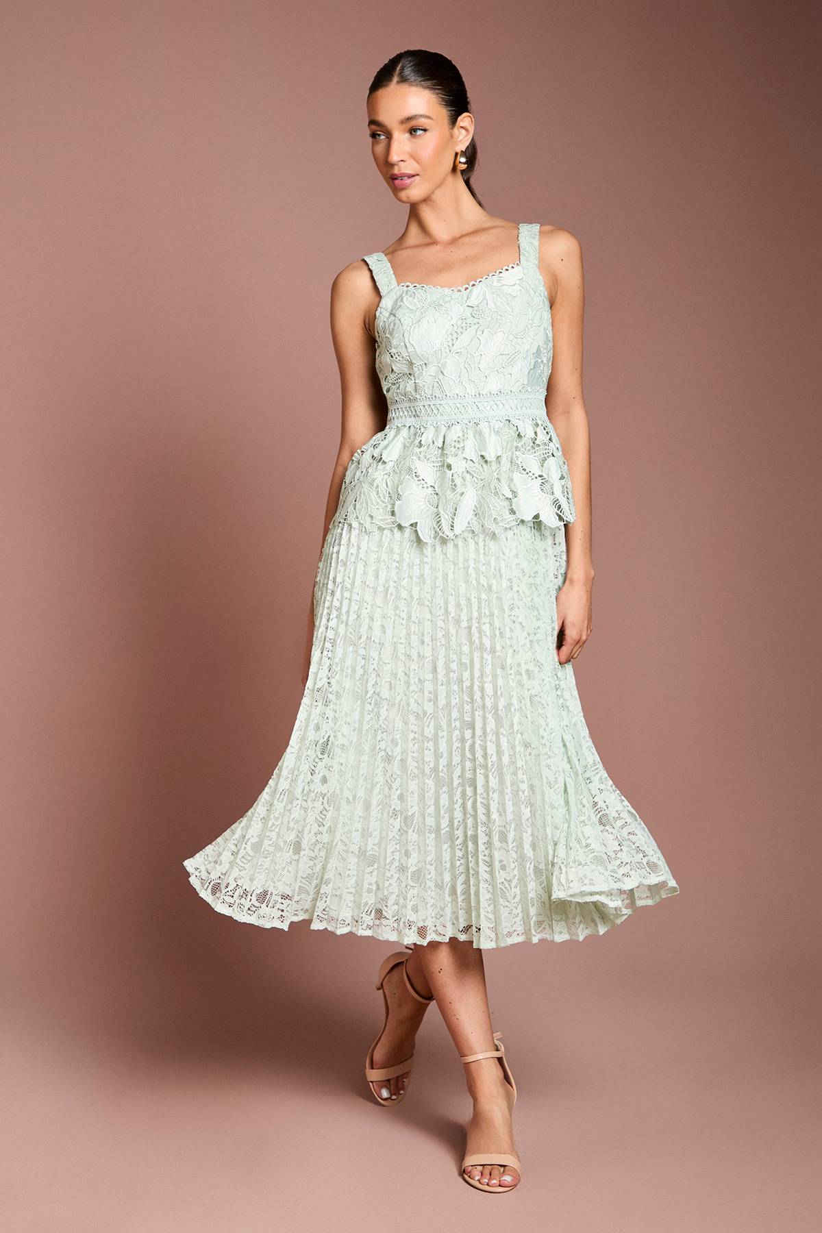 Coast Robe Midi Plissée Avec Détail Péplum En Dentelle